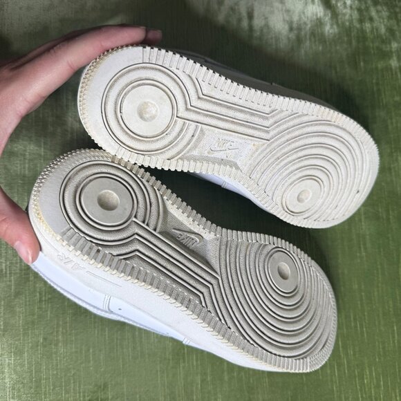 Nike Air Force 1 Low White Leather Sneakers Womens Size 8 - Picture 7 of 9